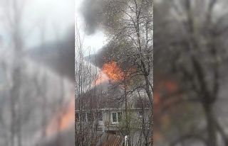 Çıkan yangın paniğe neden oldu.