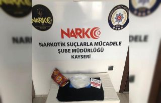 Cips paketinden uyuşturucu çıktı