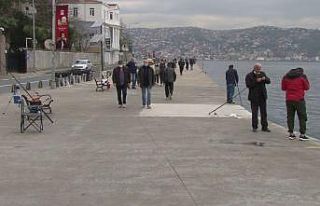 Cumartesi kısıtlaması kalktı, vatandaşlar soluğu...