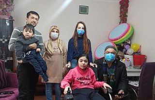 Dede torun 453’üncü aileyi sevindirdi