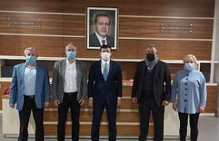 Demircan, sağlık çalışanlarının sorunlarını...