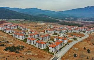 Denizli Büyükşehir depremzedeler için seferber...