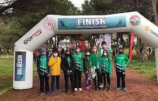 Denizlili atletler Bandırma’da koştu