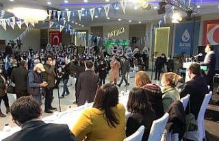 DEVA Partisi kongresinde parti görevlileri ve gazeteciler...