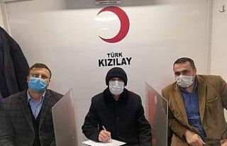 Din görevlilerinden kan bağışı
