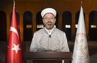 Diyanet İşleri Başkanı Erbaş’tan Berat Gecesi...