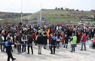 Diyarbakır Büyükşehir Belediyesi baharı ’Küçede...