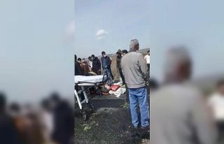 Diyarbakır’da takla atan araçta bulunan 4 kişi...