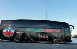 Diyarbakırspor’a Ali Gaffar Okkan resimli yeni...