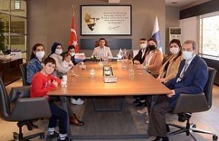 Down sendromlu öğrenciler Başkan Günel ile buluştu