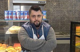 Down sendromlu Osman, çalışma azmiyle herkese örnek...