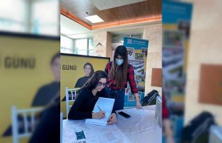 Dr. Garakhanova, Adanalılara dijital dünyayı anlattı