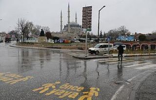 Edirne’de sağanak etkili oluyor
