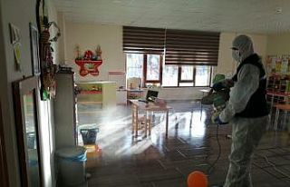 Eğitime ara verilen anaokulunda PCR ve dezenfektan...