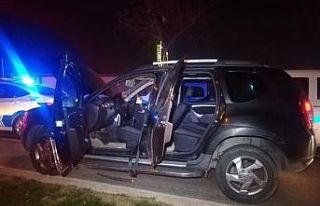 Ehliyetsiz sürücü 30 kilometrelik kovalamaca sonucu...