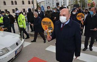 Ereğli’de ’Yayalar Kımızı Çizgimiz"...