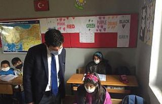 Ergani Kaymakamı Öztürk öğrencilerle buluştu