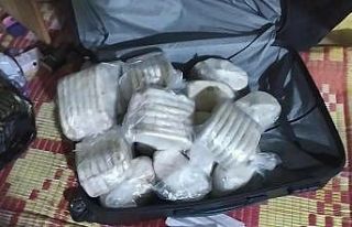 Evi uyuşturucu deposuna çevirmiş