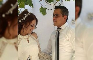 Evlendiği gün kanser olduğunu öğrenen kadın...