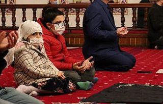 Fevziye Cami’inde Miraç Kandili coşkusu