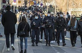 Fransa’da son 24 saatte 27 bin 166 yeni vaka