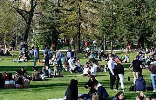Fransa’da son 24 saatte 30 bin 702 yeni vaka