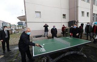 Gebze’deki okul ve parklara masa tenisi sahaları...
