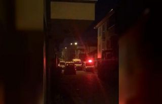 Gece yarısı gelip zile bastı, kapıyı açtıklarında...