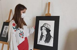 Genç ressamın sergisi ilgi gördü