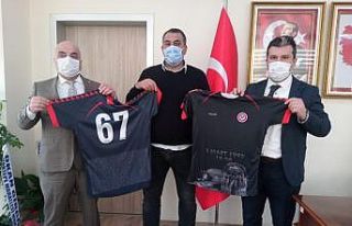 Gençlik Spor İl Müdürlüğü şehit madenci formalarına...