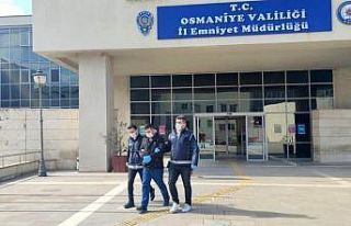 "Göçmen kaçakçılığı" suçundan aranan...