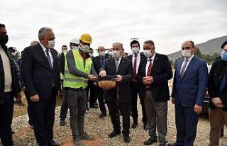 Gölmarmara HES’in temeli atıldı