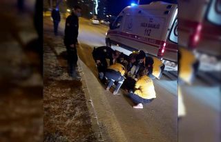 Hafif ticari aracın çarptığı yaya ağır yaralandı