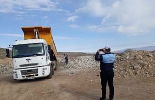 Hafriyat taşıyan araçlar denetlendi
