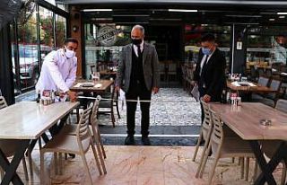 Hafta sonu yasağı kalkan Adana’da kafe ve restoranlar...