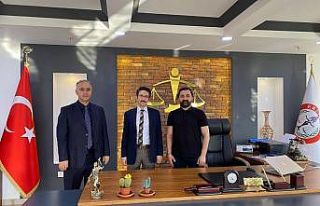 Hakimlerden Başkan Aktürk’e taziye ziyareti