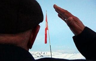 Hakkari’nin ilk kadın güvenlik korucusu eşiyle...