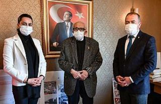 Hanri Benazus koleksiyonundaki Atatürk fotoğraflarını...