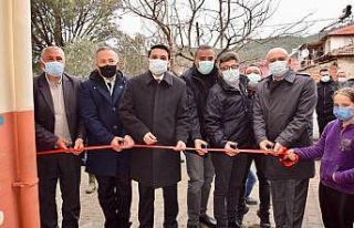 Hayırsever İş İnsanı Ahmet Ergit, Yaşyer İlkokulu...