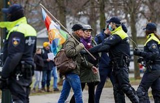 Hollanda’da genel seçim öncesi hükümet karşıtı...
