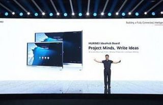 Huawei IdeaHub panosunu piyasaya sürdü