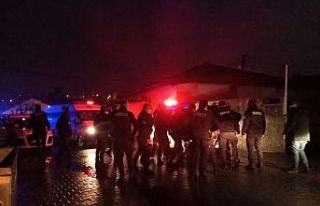 İki taraf arasında baltalı kavgaya polis müdahalesi