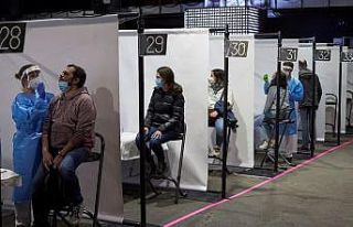 İspanya’da 5 bin kişilik “sosyal mesafesiz”...