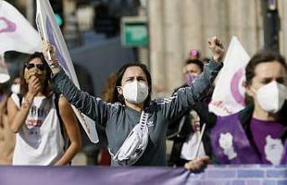 İspanya’da Dünya Kadınlar Günü gösterisine...