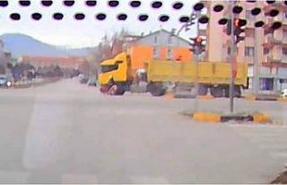 Isparta’da tır ile çarpışan motosikletin sürücüsü...