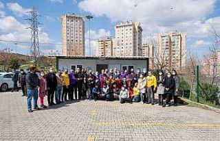 İzmir’de deprem dayanışması sürüyor
