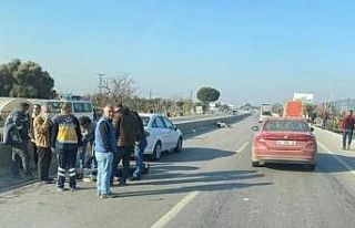 İzmir’de iki motosiklet çarpıştı: 1 ölü,...