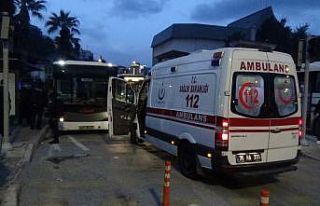 İzmir’de otobüste HES kodu tartışmasında kan...