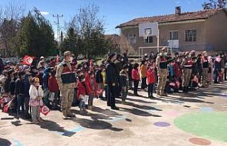 Jandarma’dan çocuklarla etkinlik