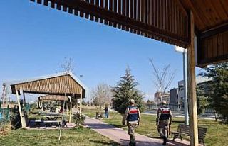 Jandarma’dan mesire alanları ve pazarlarda korona...